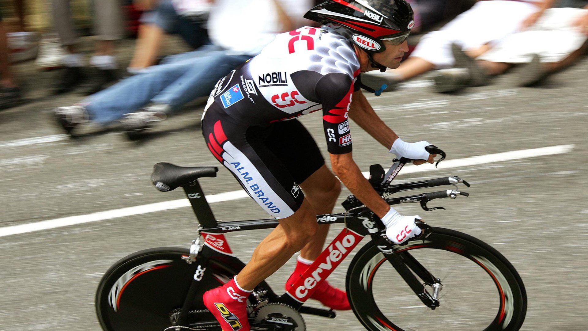 厄瓜多尔拿下利物浦，伊萨克统治全场的南美风暴